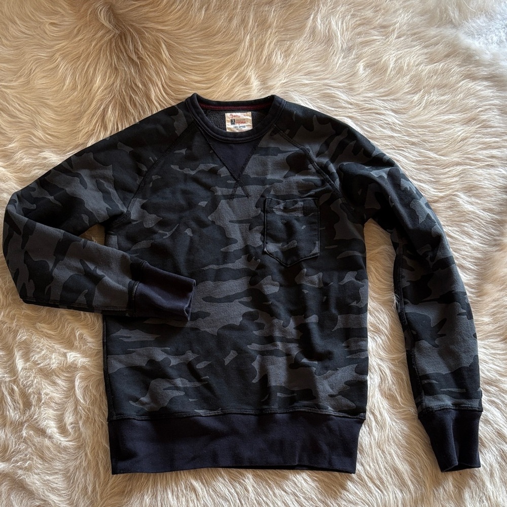Champion Men's Black Camouflage Crewneck Sweater